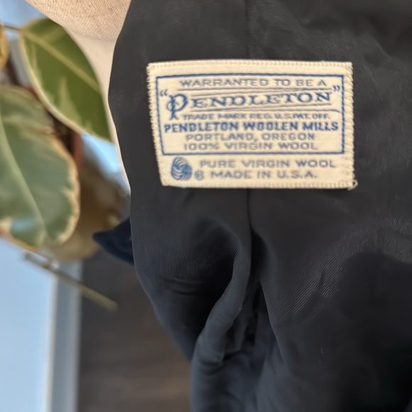 **Pendleton Vintage Navy Virgin Wool Coat** - Picture 6 of 6